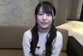 jk黑色丝袜美腿老师啪啪男友剃光毛以后发现鸡巴更大了🔞
